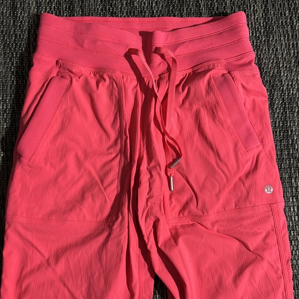 Lululemon Dance Studio Mid-Rise Lined Pant *Regular Glaze Pink Swift Size 4 - Picture 3 of 11